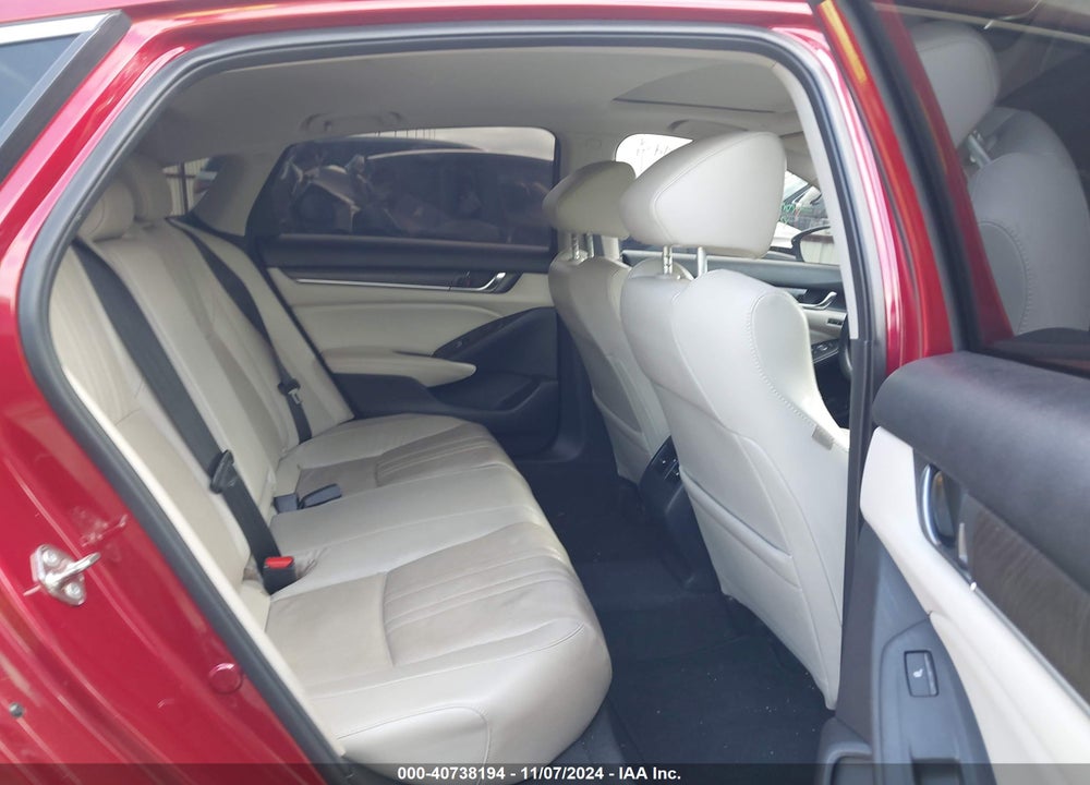 2018 HONDA ACCORD TOURING VIN: 1HGCV1F98JA139588