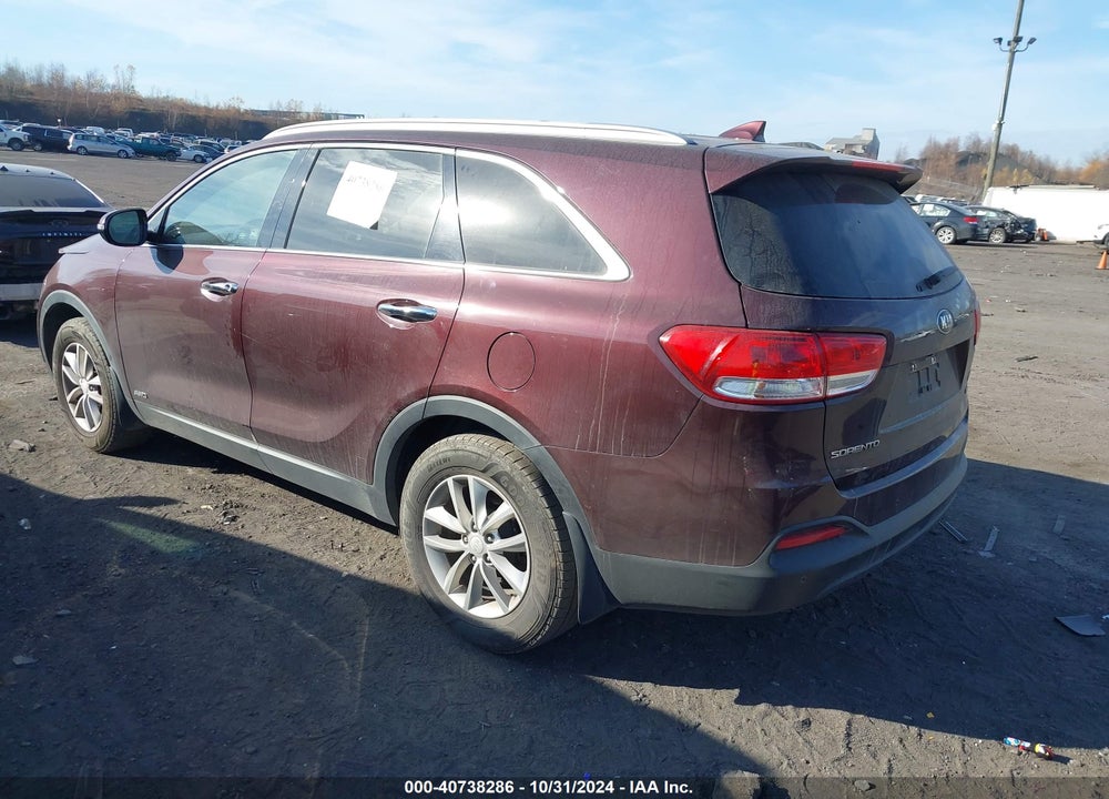 2017 KIA SORENTO 2.4L LX VIN: 5XYPGDA31HG324848