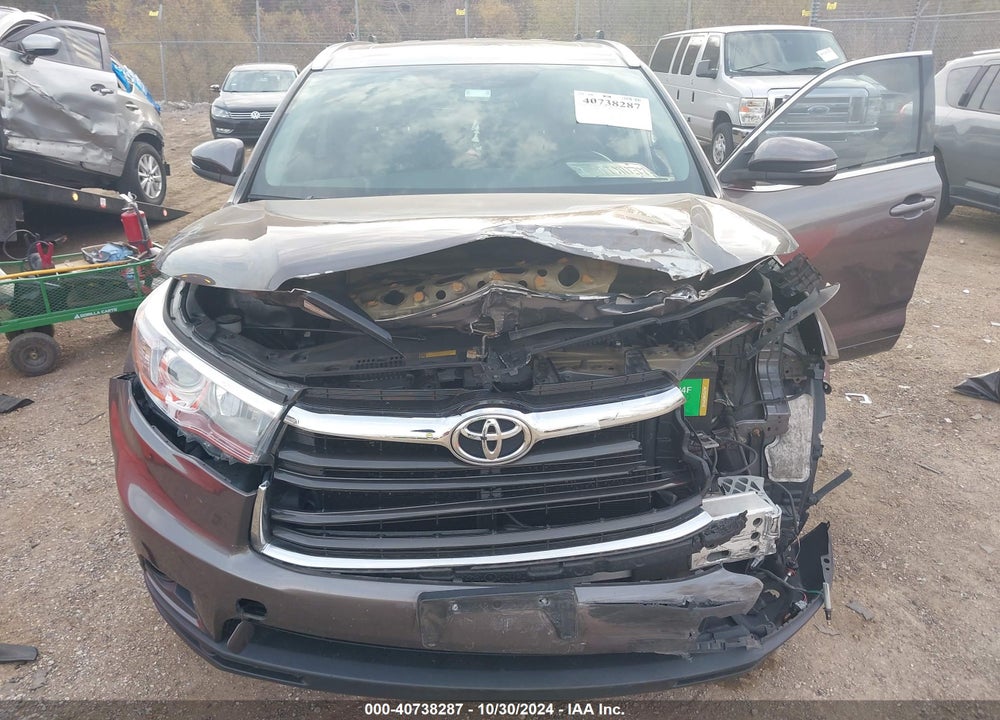 2016 TOYOTA HIGHLANDER XLE V6 VIN: 5TDJKRFH7GS320696
