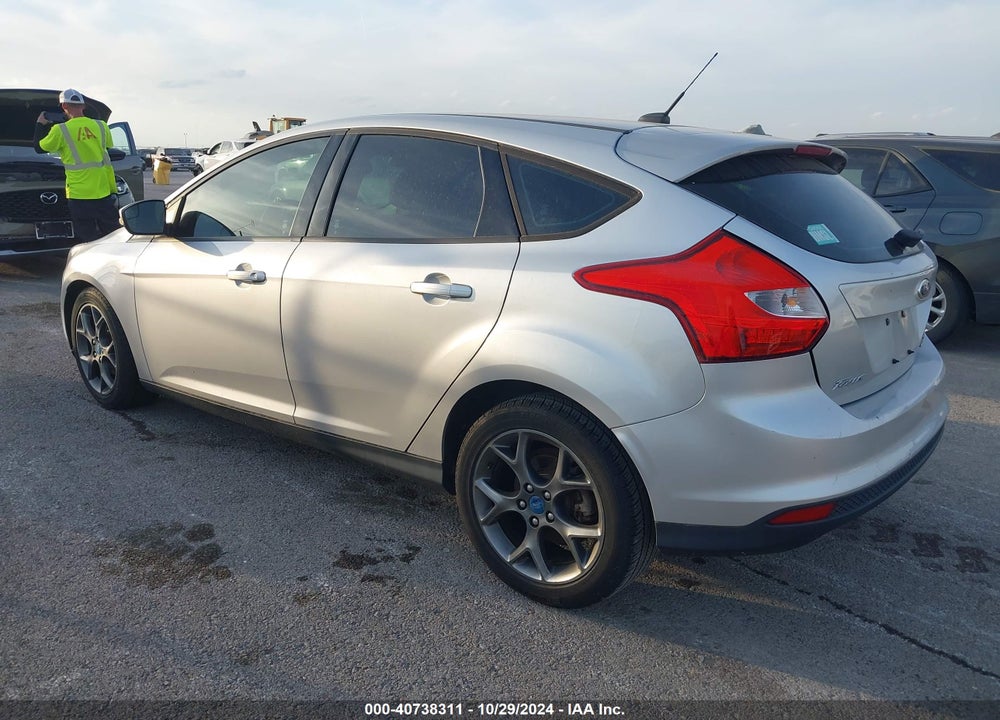 2013 FORD FOCUS SE VIN: 1FADP3K27DL277557