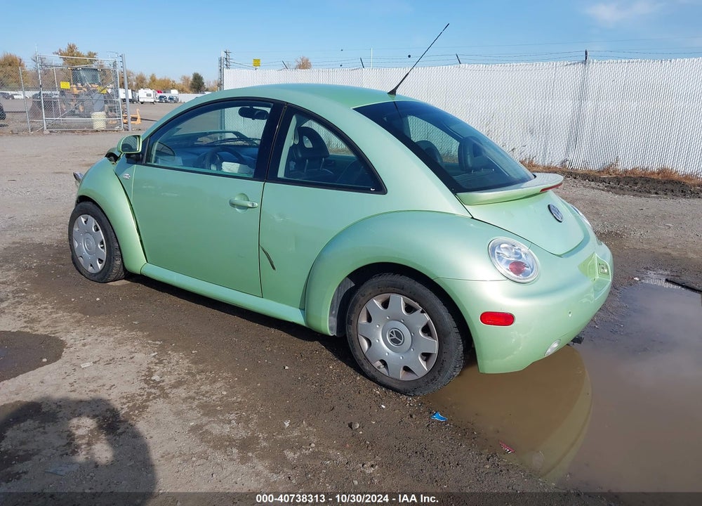 2000 VOLKSWAGEN NEW BEETLE GLS VIN: 3VWCA21C0YM477595