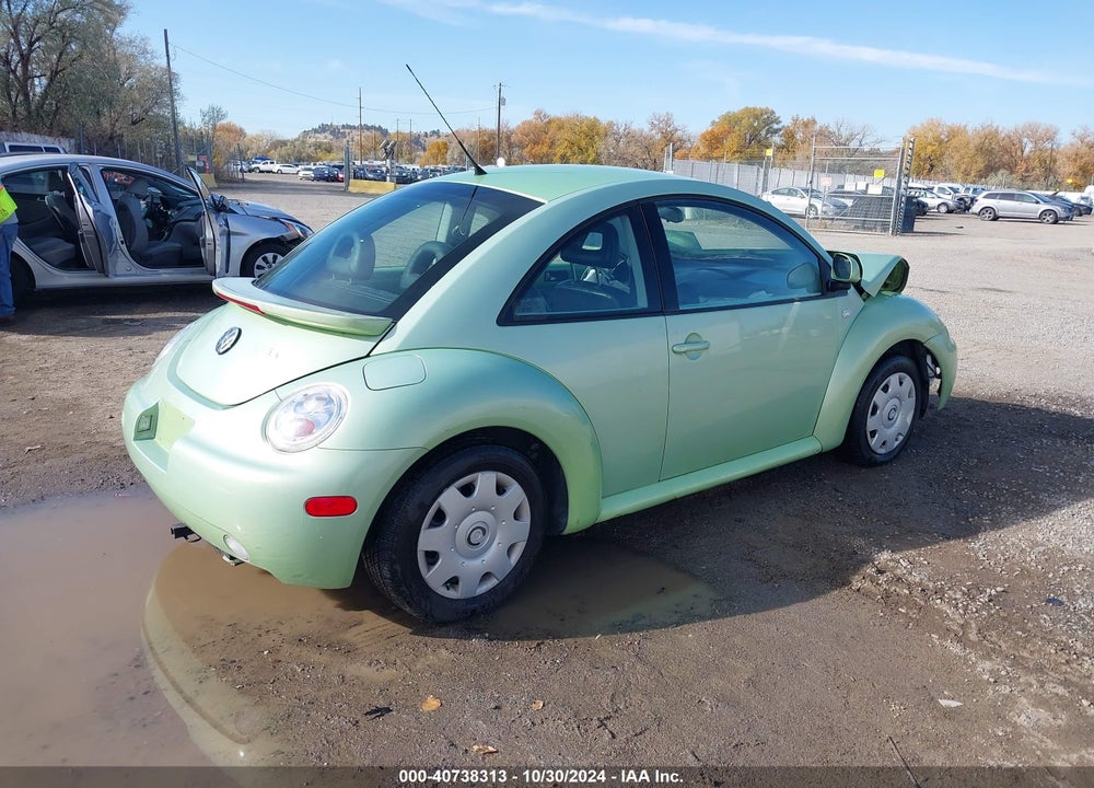 2000 VOLKSWAGEN NEW BEETLE GLS VIN: 3VWCA21C0YM477595