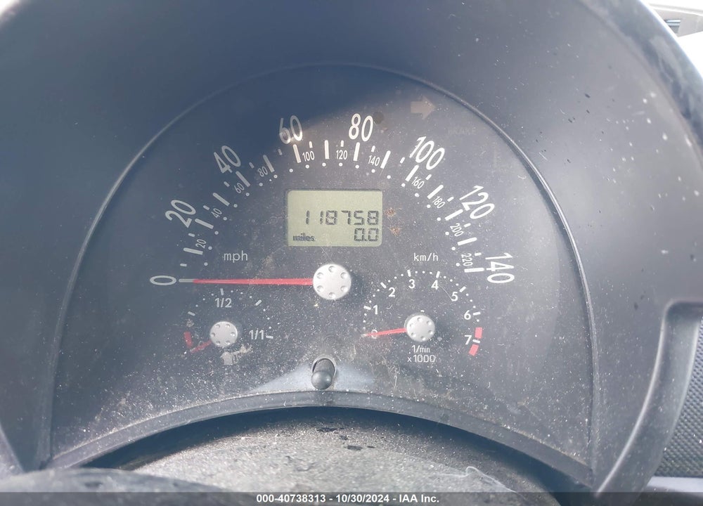 2000 VOLKSWAGEN NEW BEETLE GLS VIN: 3VWCA21C0YM477595
