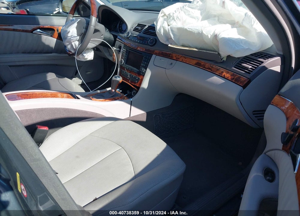 2007 MERCEDES-BENZ E 550 VIN: WDBUF72X87B120113