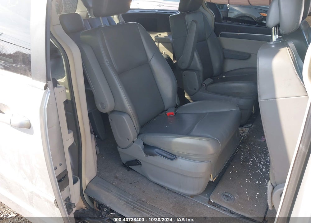 2010 VOLKSWAGEN ROUTAN SE VIN: 2V4RW3D19AR268181