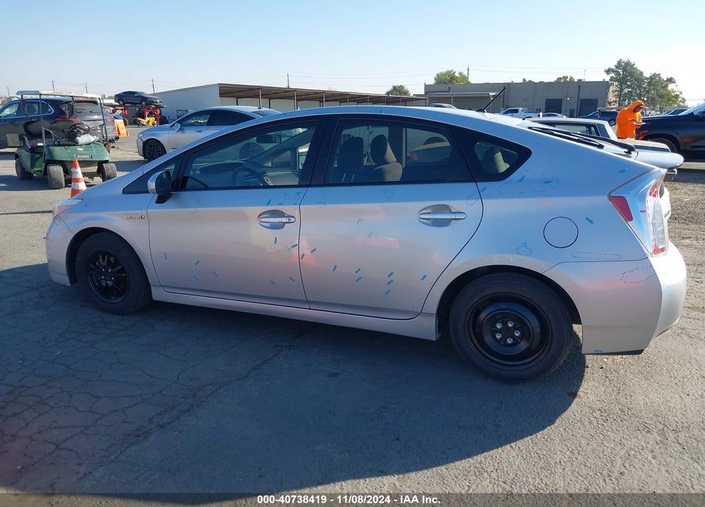 2015 TOYOTA PRIUS TWO VIN: JTDKN3DU2F0429805