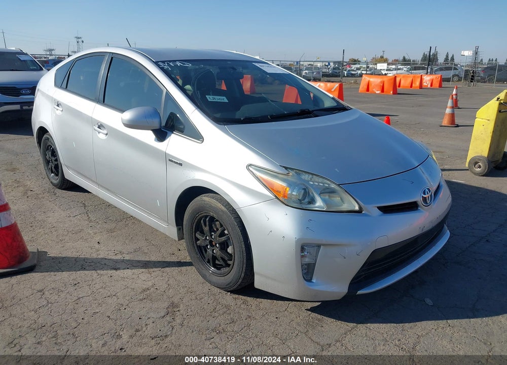 2015 TOYOTA PRIUS TWO VIN: JTDKN3DU2F0429805