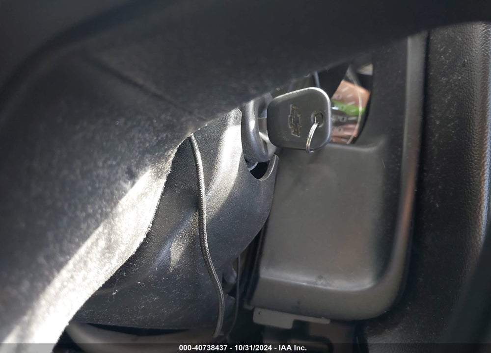 2017 CHEVROLET SILVERADO 1500 WT VIN: 1GCRCNEH2HZ270607