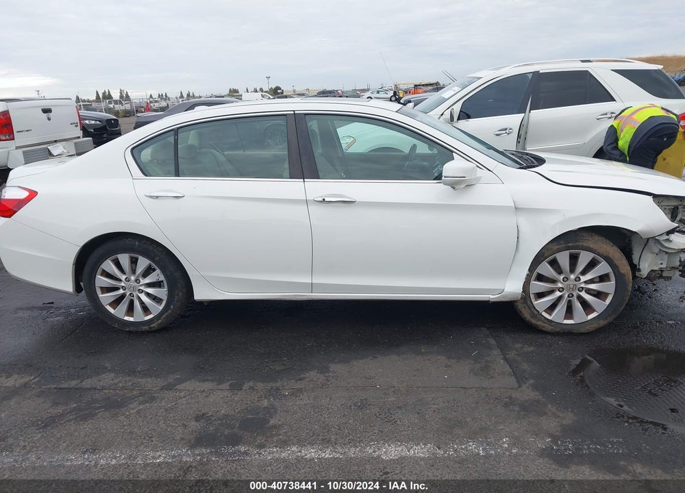 2013 HONDA ACCORD EX-L VIN: 1HGCR2F81DA156335