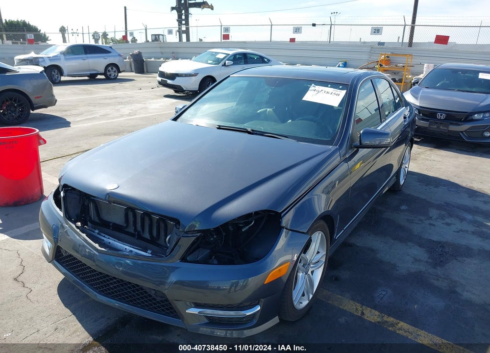 2013 MERCEDES-BENZ C 300 4MATIC VIN: WDDGF8AB1DR267229