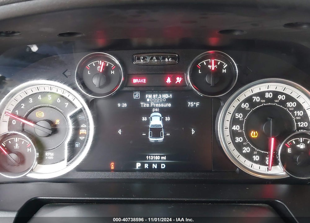 2019 RAM 1500 CLASSIC SLT 4X2 5'7 BOX VIN: 1C6RR6LT1KS549145