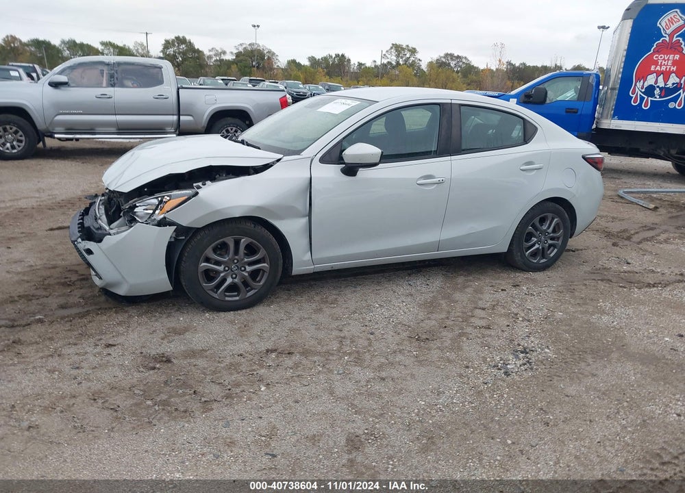 2019 TOYOTA YARIS LE VIN: 3MYDLBYV0KY526224