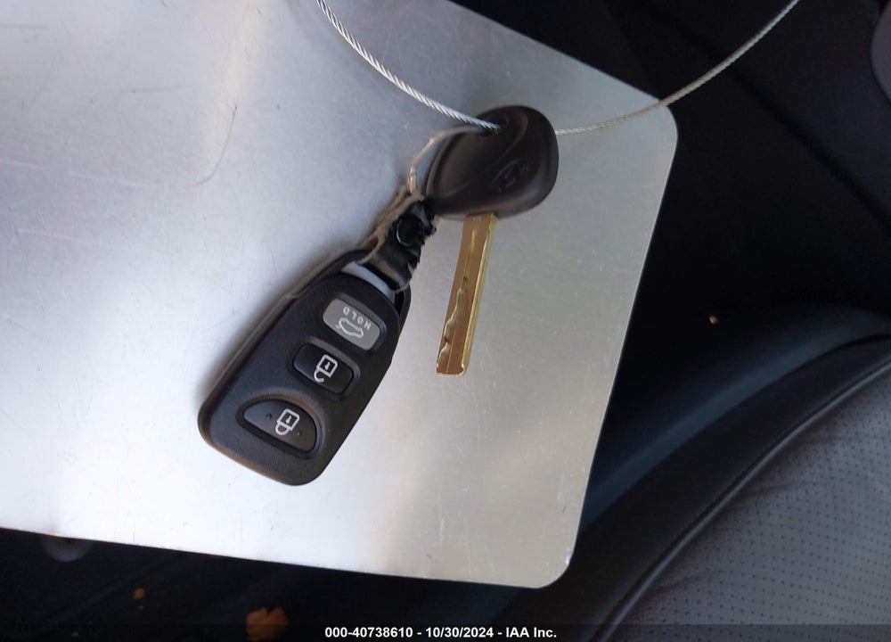 2013 HYUNDAI SONATA GLS VIN: 5NPEB4AC7DH804675