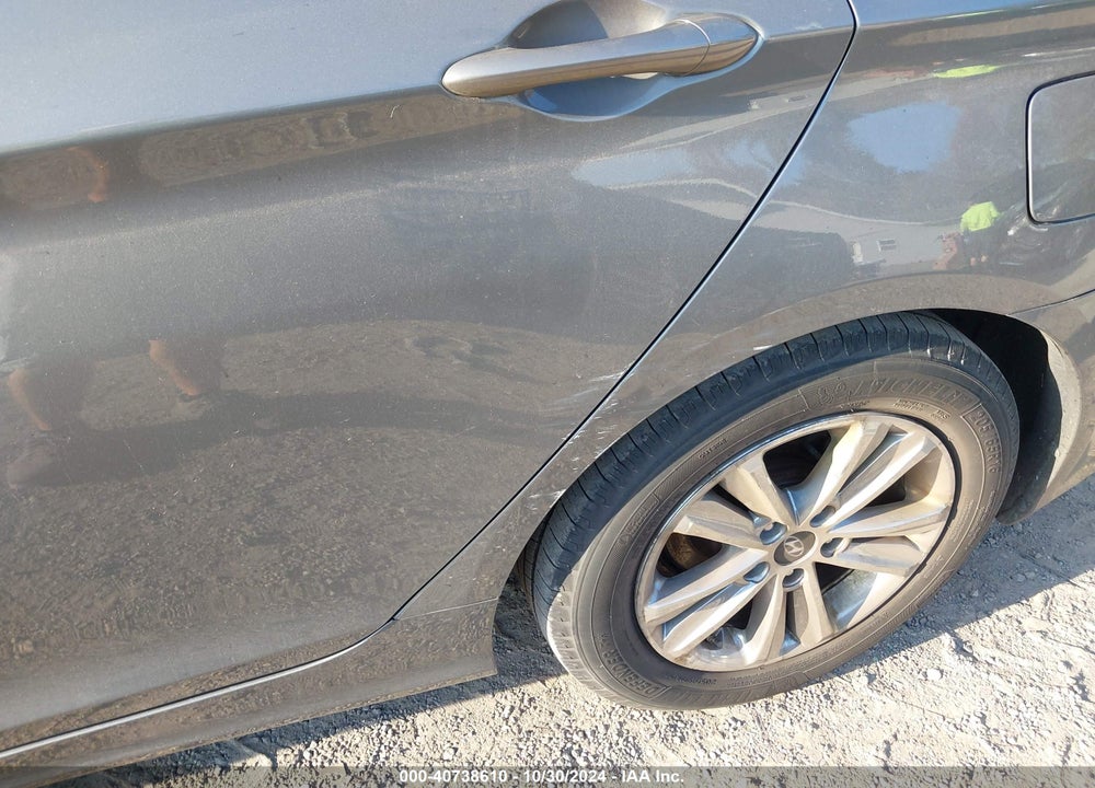 2013 HYUNDAI SONATA GLS VIN: 5NPEB4AC7DH804675