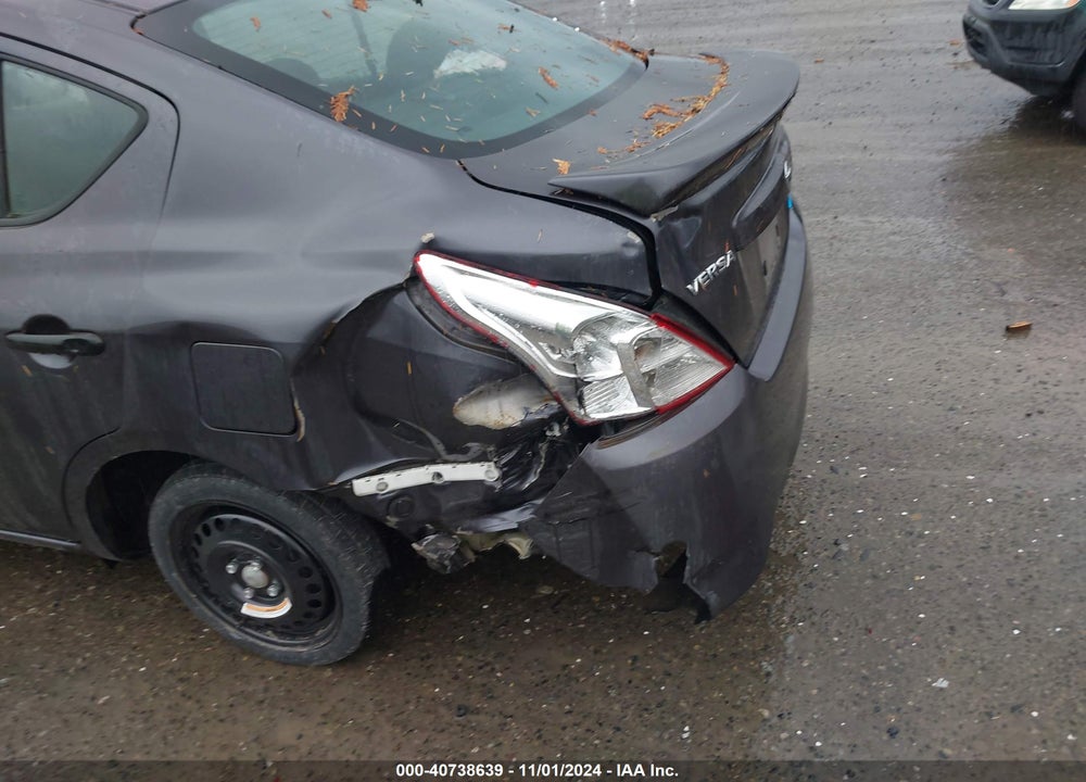 2015 NISSAN VERSA 1.6 S+ VIN: 3N1CN7AP6FL894510