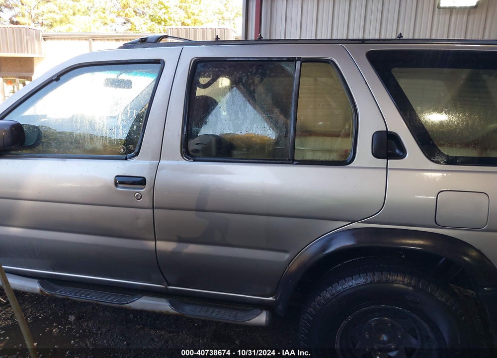 1998 NISSAN PATHFINDER LE/SE/XE VIN: JN8AR05Y8WW239914