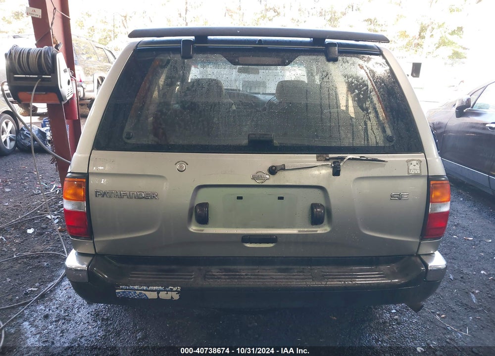 1998 NISSAN PATHFINDER LE/SE/XE VIN: JN8AR05Y8WW239914