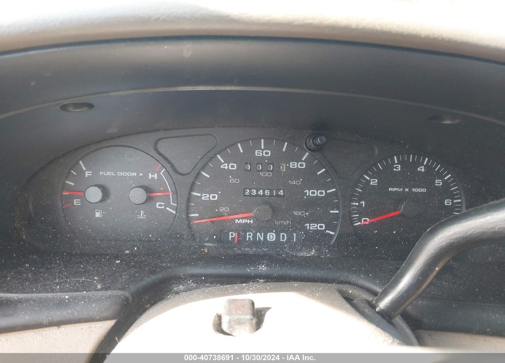 2002 FORD TAURUS SE VIN: 1FAFP58U92A175604