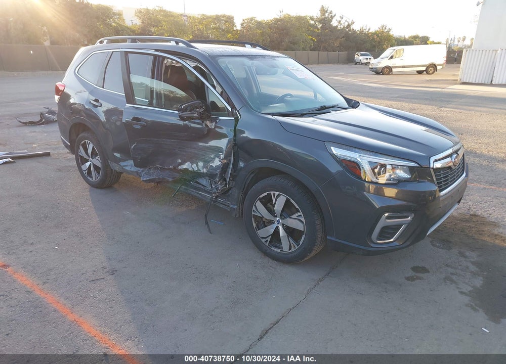 2020 SUBARU FORESTER TOURING VIN: JF2SKAXCXLH559877