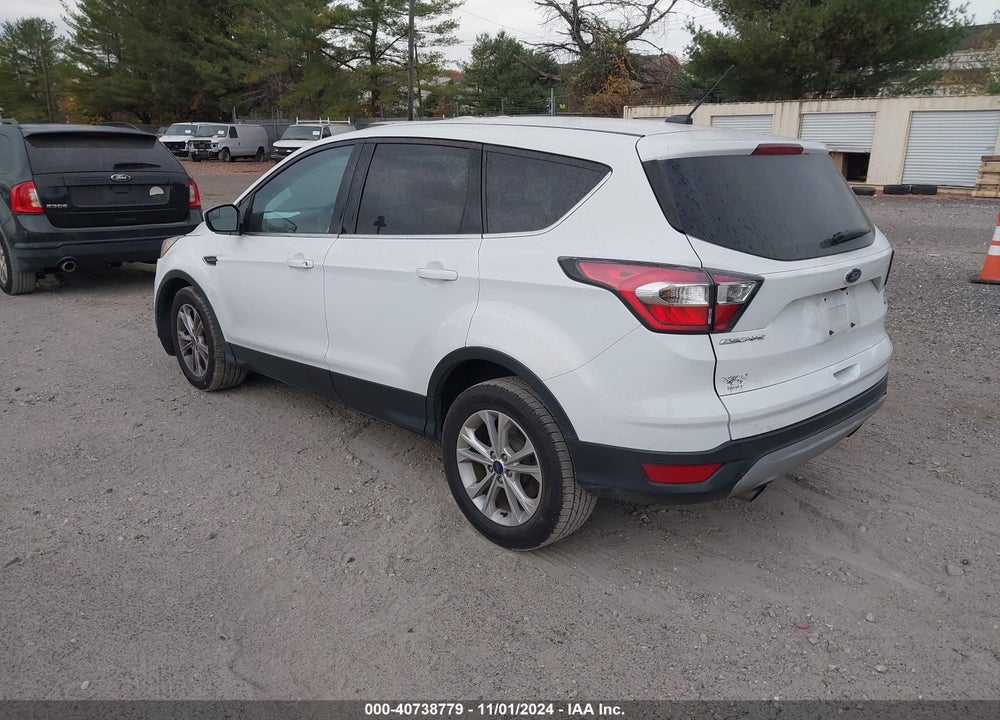 2017 FORD ESCAPE SE VIN: 1FMCU0GDXHUA36482