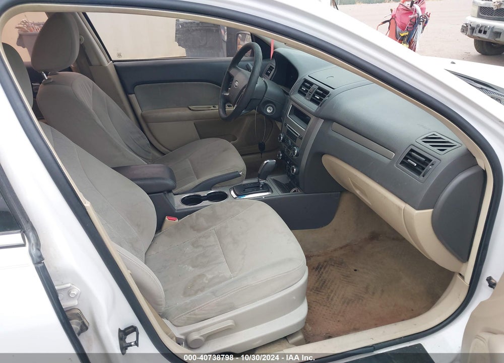 2010 FORD FUSION VIN: 3FAHP0HG3AR351783