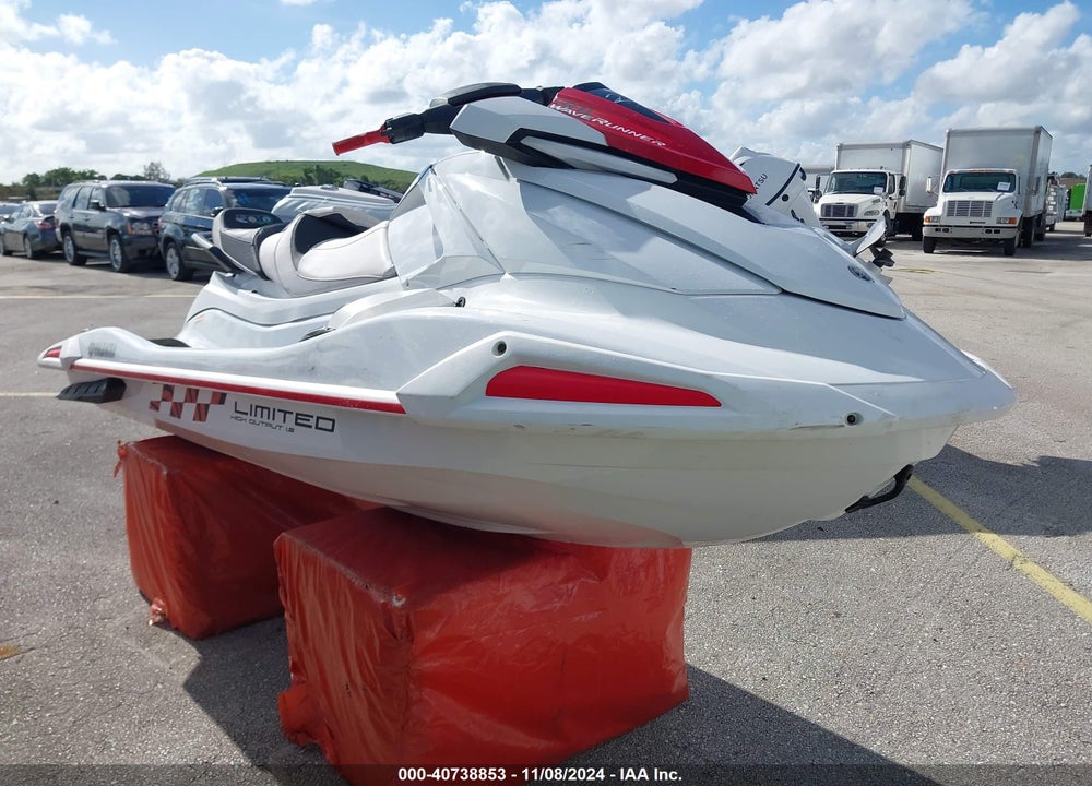 2022 YAMAHA VX LIMITED VIN: YAMA1467A222