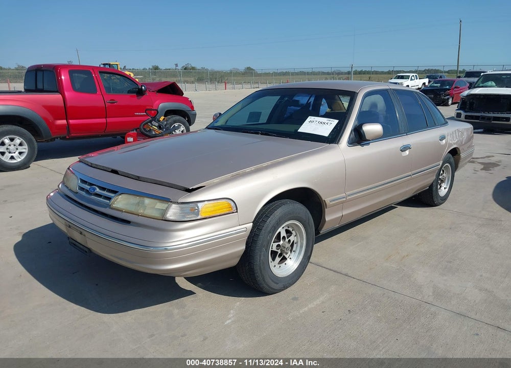 1997 FORD CROWN VICTORIA VIN: 2FALP73W7VX132141