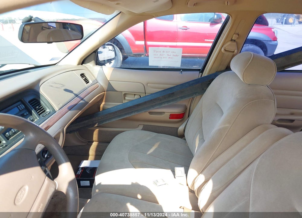 1997 FORD CROWN VICTORIA VIN: 2FALP73W7VX132141