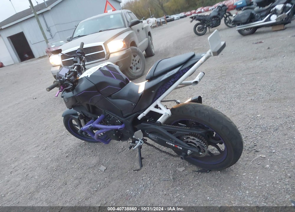 2021 YAMAHA MT-03 VIN: MH3RH20Y4MK004937