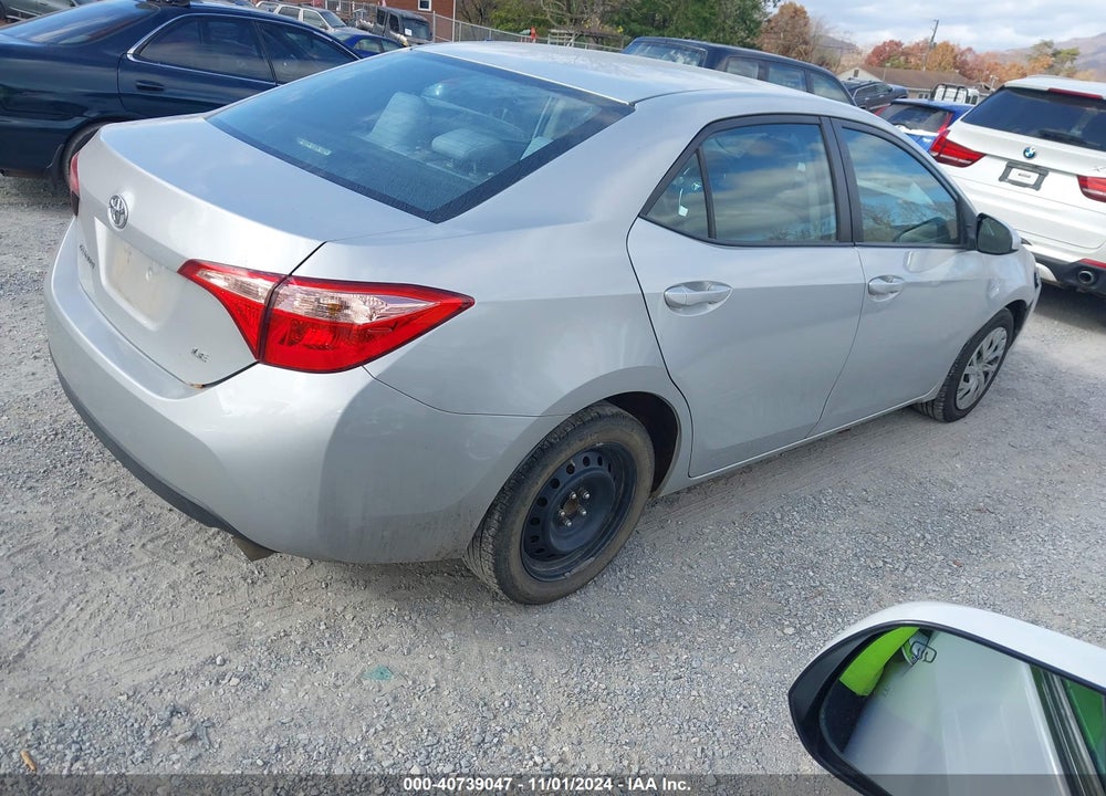 2018 TOYOTA COROLLA LE VIN: 2T1BURHE9JC086725