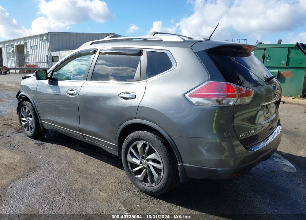 2015 NISSAN ROGUE SL VIN: 5N1AT2MT9FC825582