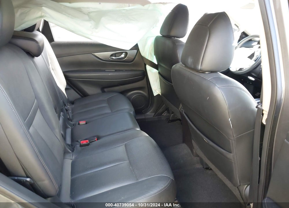 2015 NISSAN ROGUE SL VIN: 5N1AT2MT9FC825582