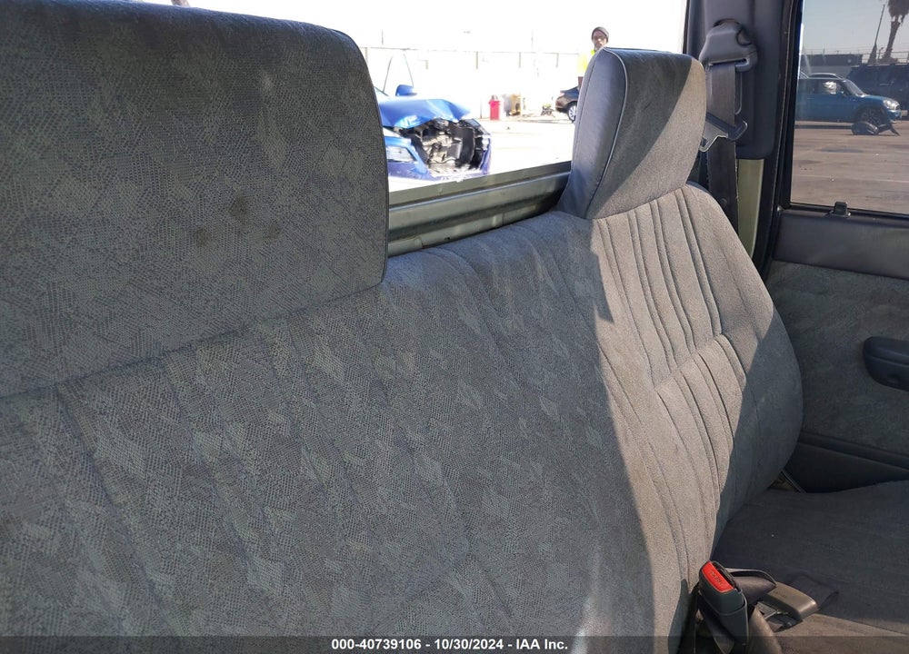 2000 TOYOTA TACOMA VIN: 4TANL42N0YZ587719
