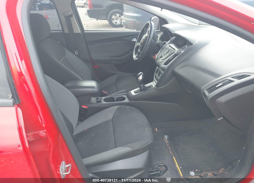 2014 FORD FOCUS SE VIN: 1FADP3K27EL265684