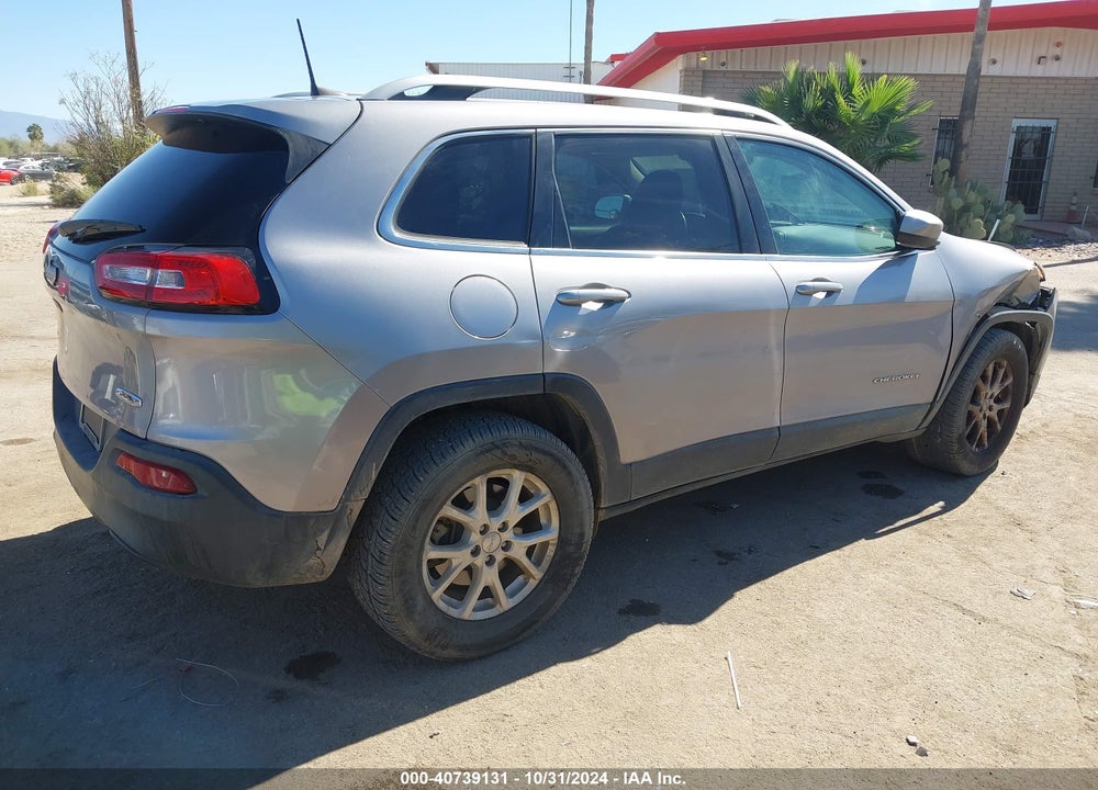2017 JEEP CHEROKEE LATITUDE 4X4 VIN: 1C4PJMCB9HD228129