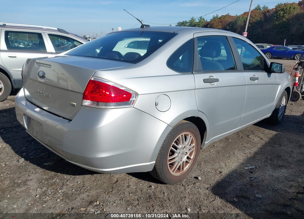 2011 FORD FOCUS SE VIN: 1FAHP3FN4BW109604