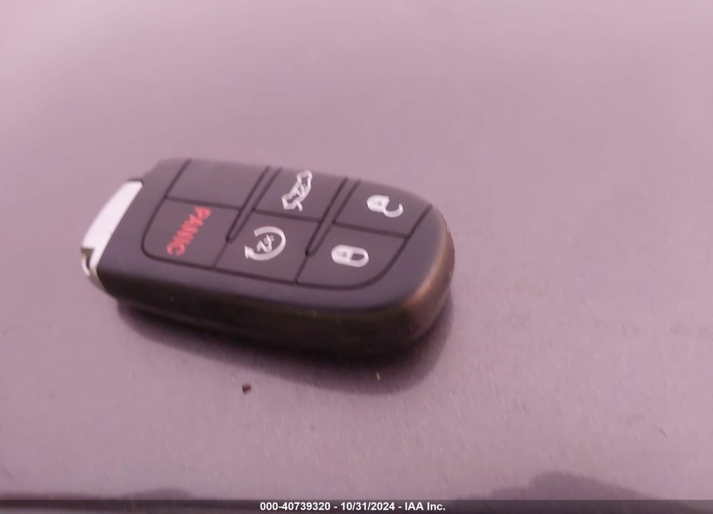 2014 CHRYSLER 300 VIN: 2C3CCARG9EH328129
