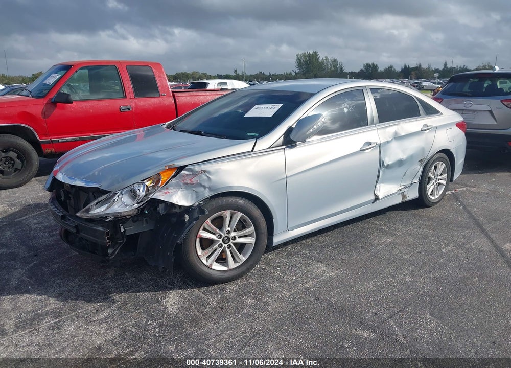 2014 HYUNDAI SONATA GLS VIN: 5NPEB4AC4EH925648