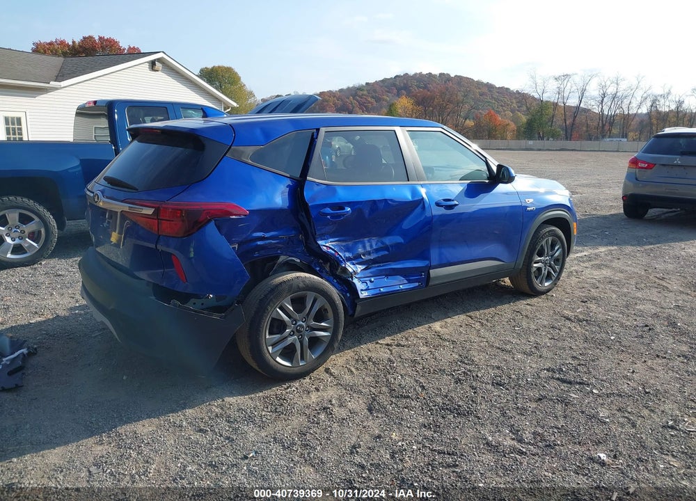 2021 KIA SELTOS LX VIN: KNDEPCAA8M7108177
