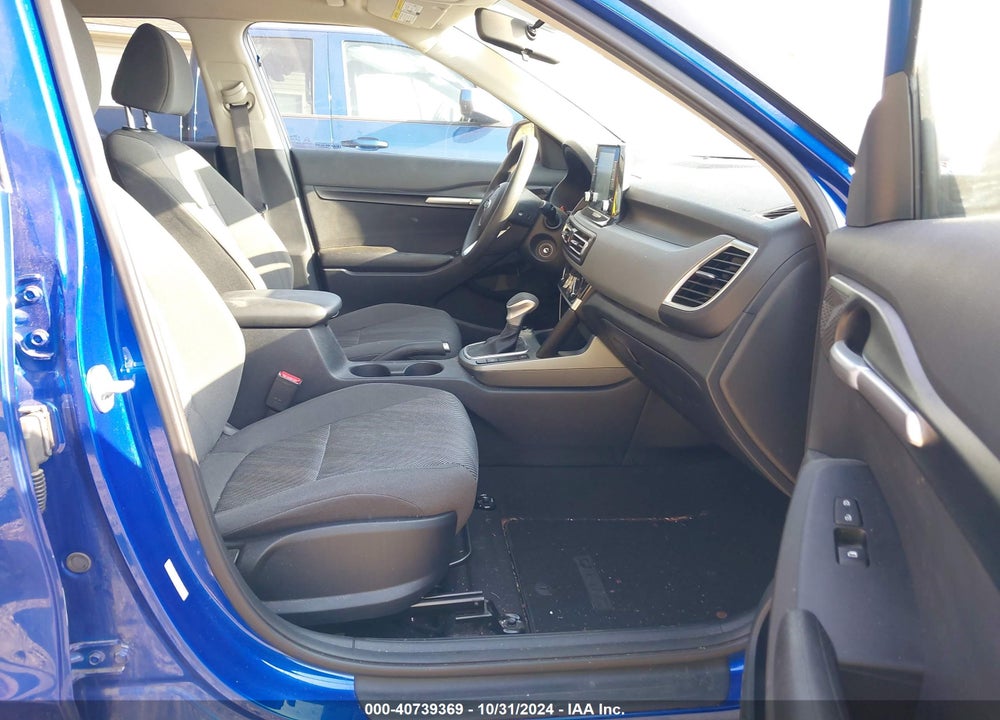 2021 KIA SELTOS LX VIN: KNDEPCAA8M7108177