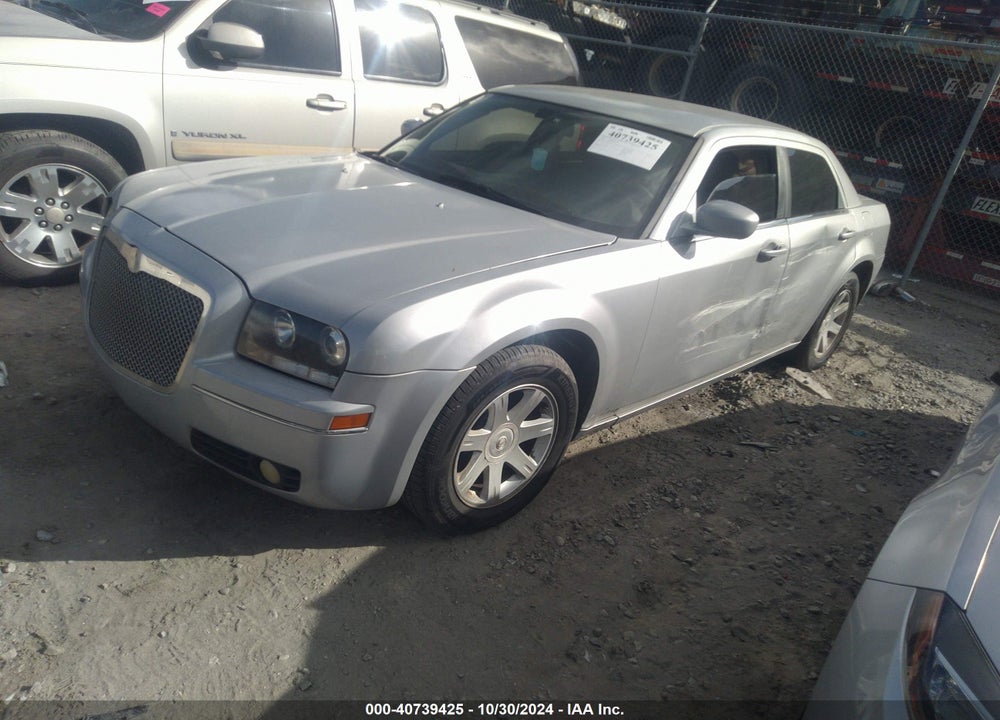 2005 CHRYSLER 300 TOURING VIN: 2C3JA53G85H572576