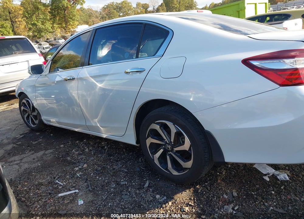 2016 HONDA ACCORD EX-L VIN: 1HGCR2F82GA056622