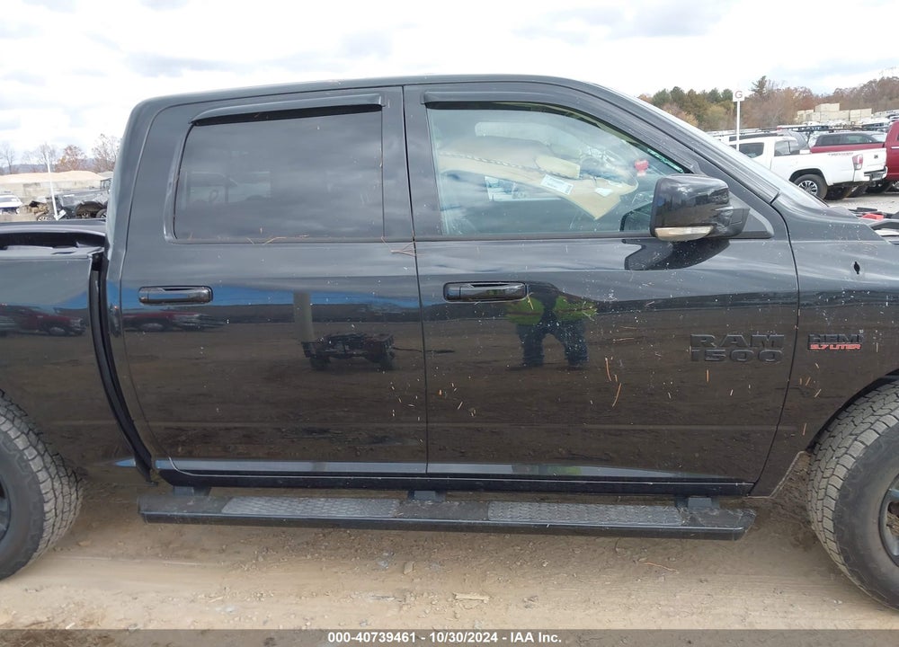 2018 RAM 1500 NIGHT 4X4 5'7 BOX VIN: 1C6RR7MT9JS197113