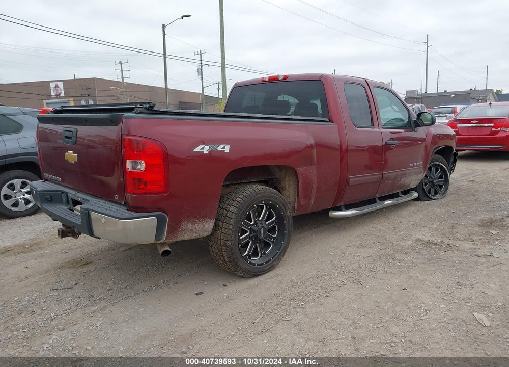 2013 CHEVROLET SILVERADO 1500 LT VIN: 1GCRKSE7XDZ372028