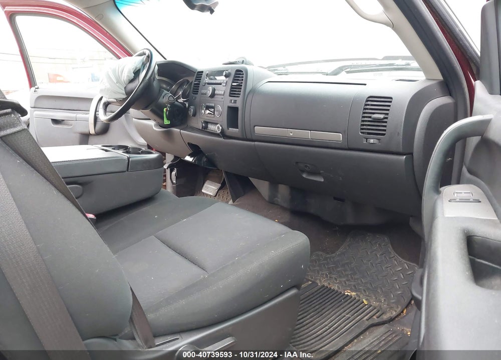 2013 CHEVROLET SILVERADO 1500 LT VIN: 1GCRKSE7XDZ372028