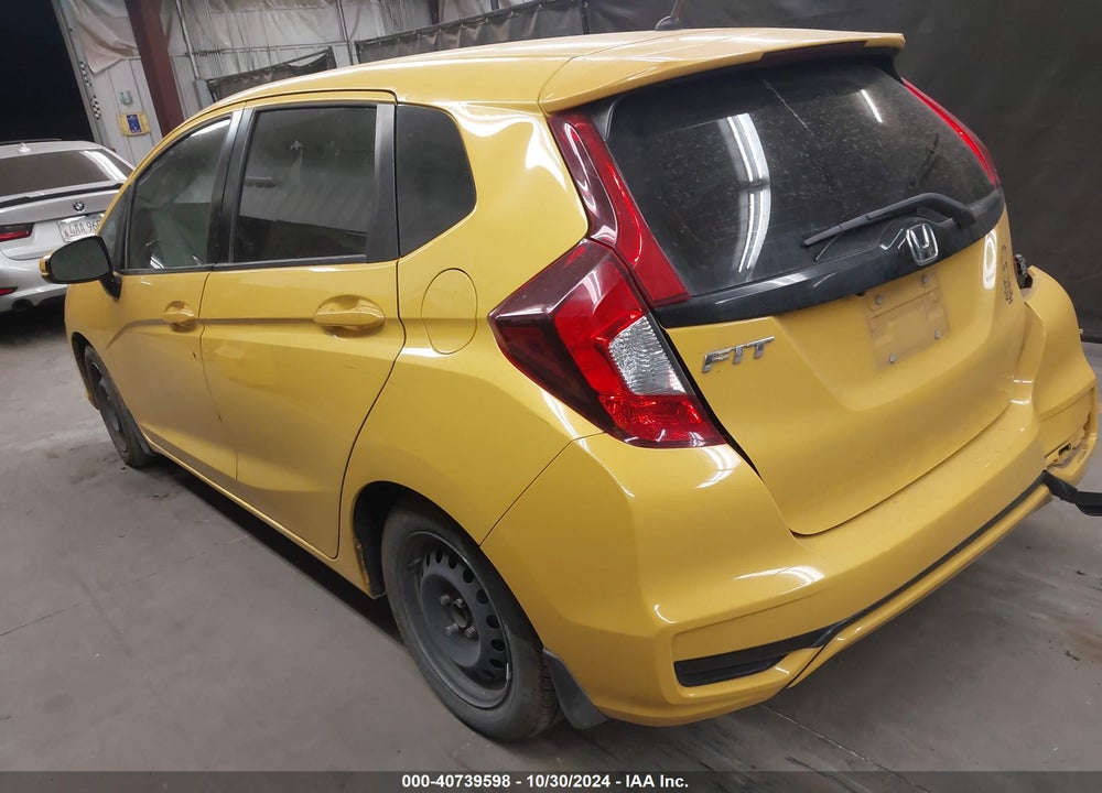 2019 HONDA FIT LX VIN: 3HGGK5H42KM702173