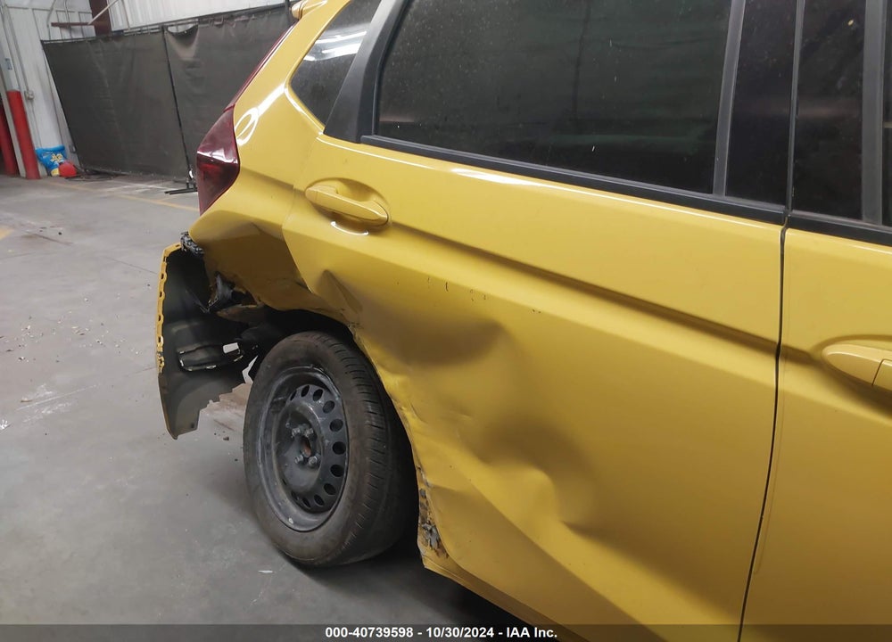2019 HONDA FIT LX VIN: 3HGGK5H42KM702173