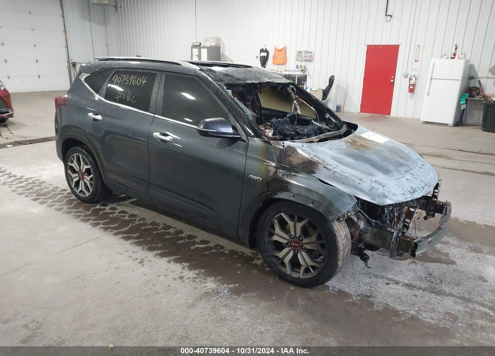2021 KIA SELTOS SX TURBO VIN: KNDETCA21M7055259