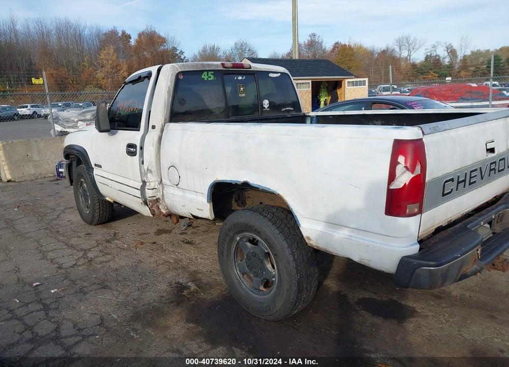 2000 CHEVROLET SILVERADO 1500 LS VIN: 1GCEK14T8YZ235165