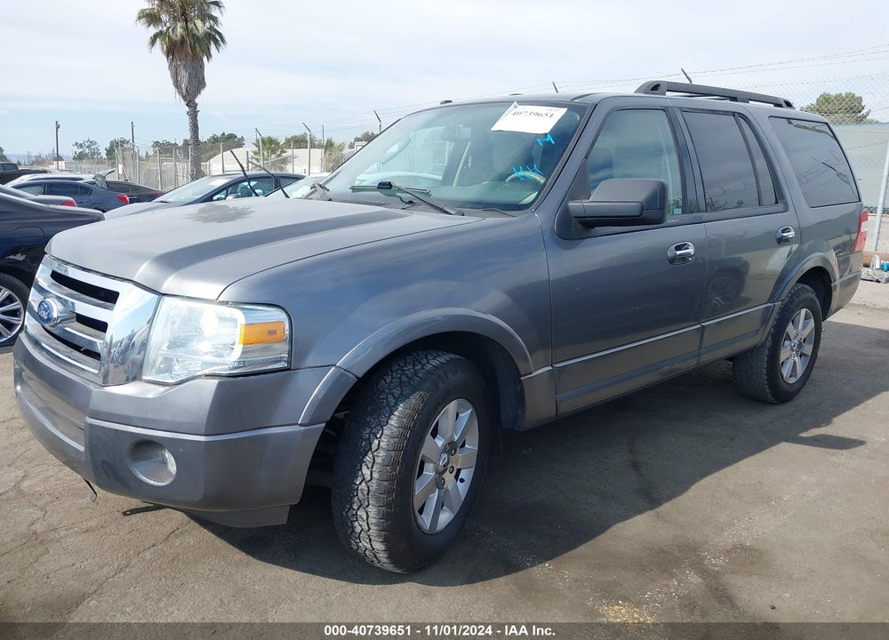 2010 FORD EXPEDITION XLT VIN: 1FMJU1F53AEB51772